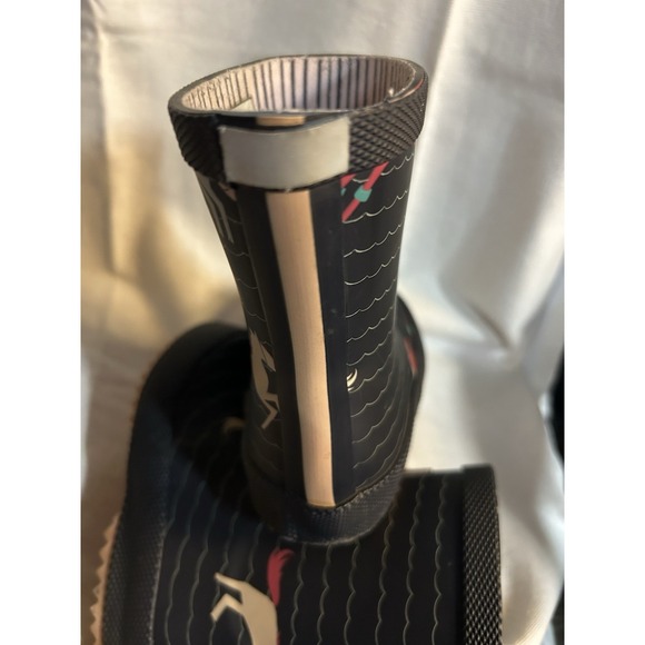 Joules Little Girls Size 4 Rubber Boots Navy Blue Wave Design Water Resistant - Picture 3 of 4